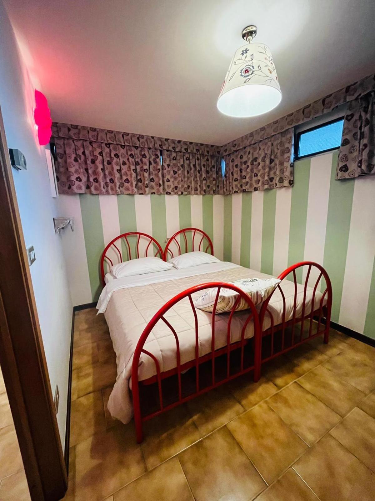 San Luigi - Rooms & Apartments Campodolcino Pokoj fotografie