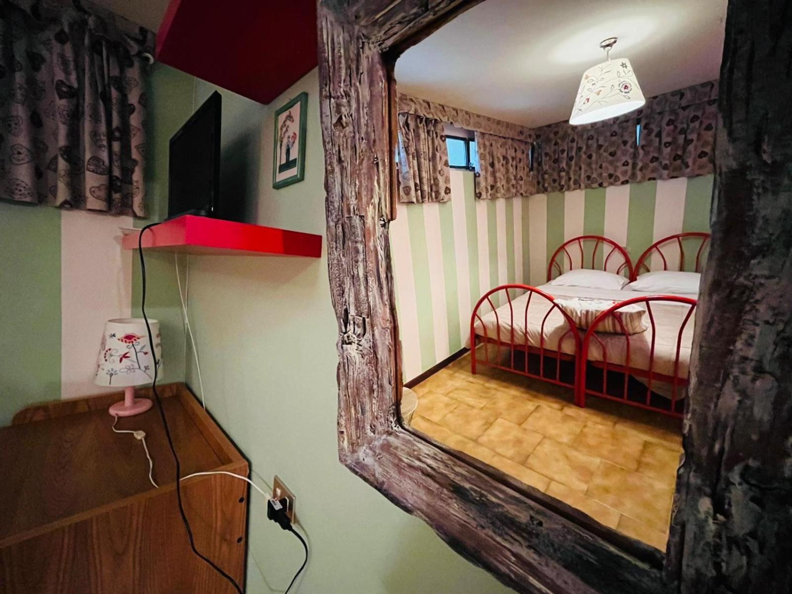 San Luigi - Rooms & Apartments Campodolcino Pokoj fotografie